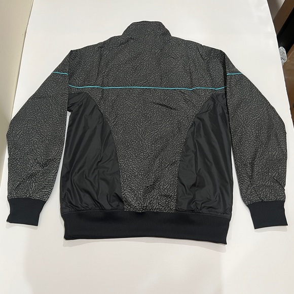 Jordan, Cement Print Reflective, Half Zip Windbreaker Jacket, Black & Blue - Picture 5 of 14